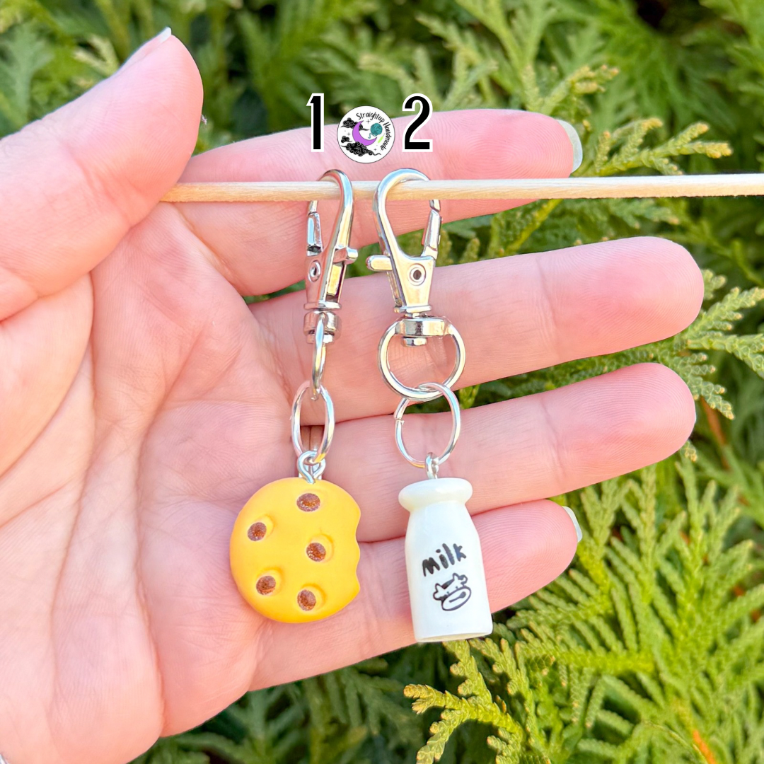 Milk & Cookie Stitch Markers